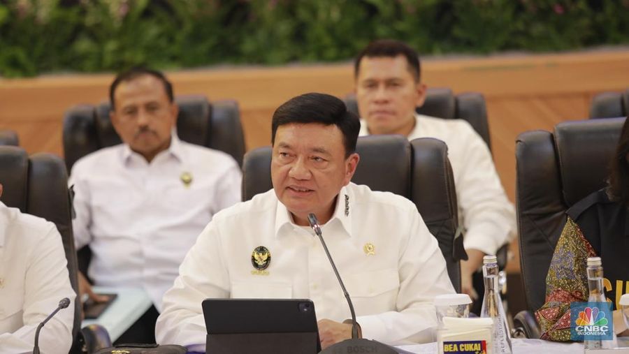 Hasil penindakan desk Pencegahan dan Pemberantasan Penyelundupan di Bidang Kepabeanan dan Cukai dalam mendukung program Asta Cita Presiden Republik Indonesia. (վ/Muhammad Sabki)