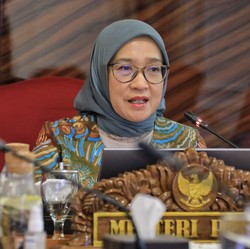 Sabar! Menteri PANRB Bawa Kabar Baik soal Kenaikan Gaji PNS 2025