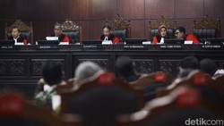 Lagi, MK Tak Terima Gugatan UU TNI