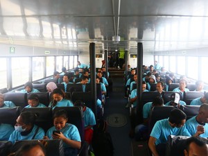 Bekal Sebelum Terbang: Harapan di Balik Mimpi Hidup Sejahtera Pekerja Migran