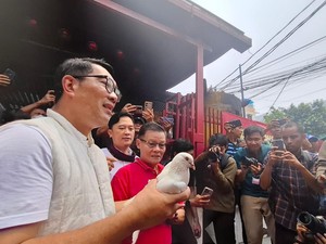 RK Lepas 2 Merpati di Vihara Jakbar: Simbol Perdamaian, Bebas Berkeyakinan
