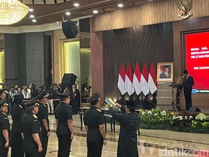 Menkum Lantik Dirjen hingga Staf Ahli, Beri Pesan Jaga Integritas-Sinergi