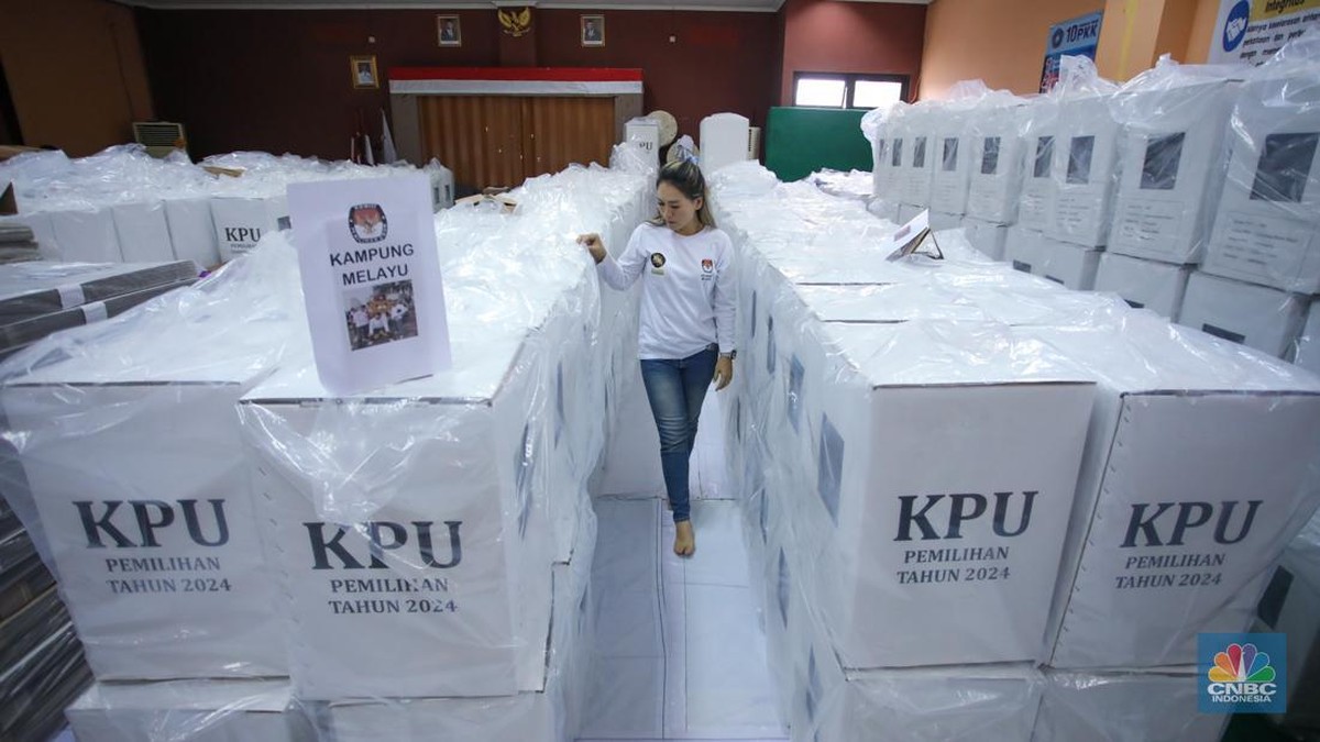 Persiapan Pilkada Semakin Memanas: Ratusan Kotak Suara Siap Memeriahkan DKI!