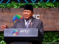 Prabowo: Ekonomi RI Tumbuh Tapi Kemiskinan Masih Besar