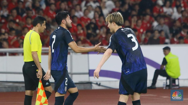 Timnas Indonesia mengalami kekalahan dari Jepang dengan skor 0-4 dalam laga lanjutan Grup C Kualifikasi Piala Dunia 2026 zona Asia yang berlangsung di Stadion Utama Gelora Bung Karno (SUGBK), Senayan, Jakarta, Jumat (15/11/2024). (CNBC Indonesia/Faisal Rahman)