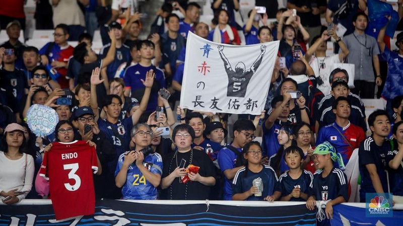 Timnas Indonesia mengalami kekalahan dari Jepang dengan skor 0-4 dalam laga lanjutan Grup C Kualifikasi Piala Dunia 2026 zona Asia yang berlangsung di Stadion Utama Gelora Bung Karno (SUGBK), Senayan, Jakarta, Jumat (15/11/2024). (CNBC Indonesia/Faisal Rahman)