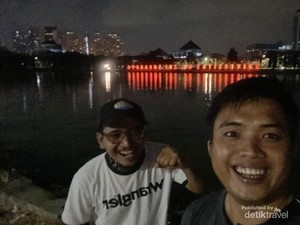 Menjelajahi Wisata Malam di Surabaya