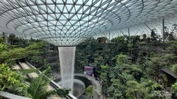 Tak Akan Ada Kata Bosan di Bandara Changi Singapura