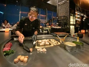 Menikmati Kuliner Franco-Asian di Steakhouse Berkonsep Resto Teppanyaki
