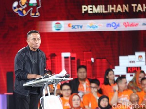 Momen Pongrekun Singgung COVID-19 Senjata Biologis di Debat Pilgub Jakarta