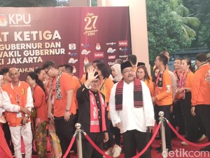 Pramono-Rano Tiba di Arena Debat, Pendukung Teriak Ini Jakarta Bukan Jabar