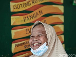 Video: Asa Lansia Dapat Cuan di Usia yang Tak Lagi Muda