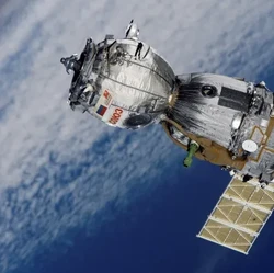 Alasan Satelit di Orbit Tak Jatuh ke Bumi Atau Lenyap di Luar Angkasa