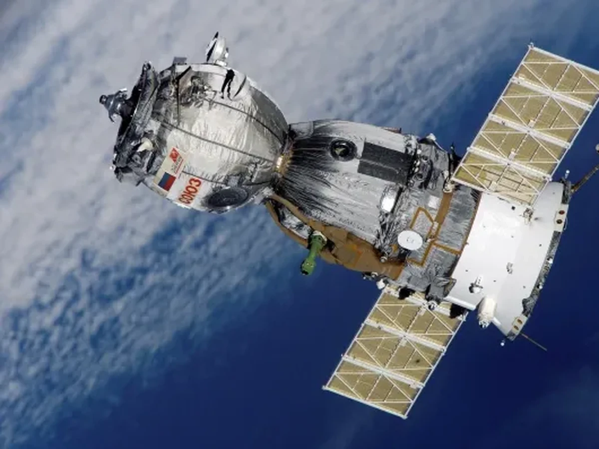 Kementerian Kominfo Aktifkan Internet Satelit Darurat untuk Bantu Tanggap Bencana Sumatra