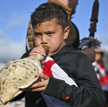 Potret Suku Maori Turun ke Jalan, 'Serbu' Parlemen Selandia Baru