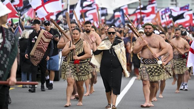 Demo Besar-besaran Guncang Selandia Baru, Suku Maori 'Serbu' Parlemen