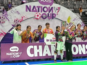 SMAN 2 Mojokerto Sukses Juarai Futsal Putri di AXIS Nation Cup 2024