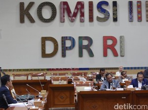 Video Tanggapan Komisi III DPR soal Isu Partai Cokelat di Pilkada 2024