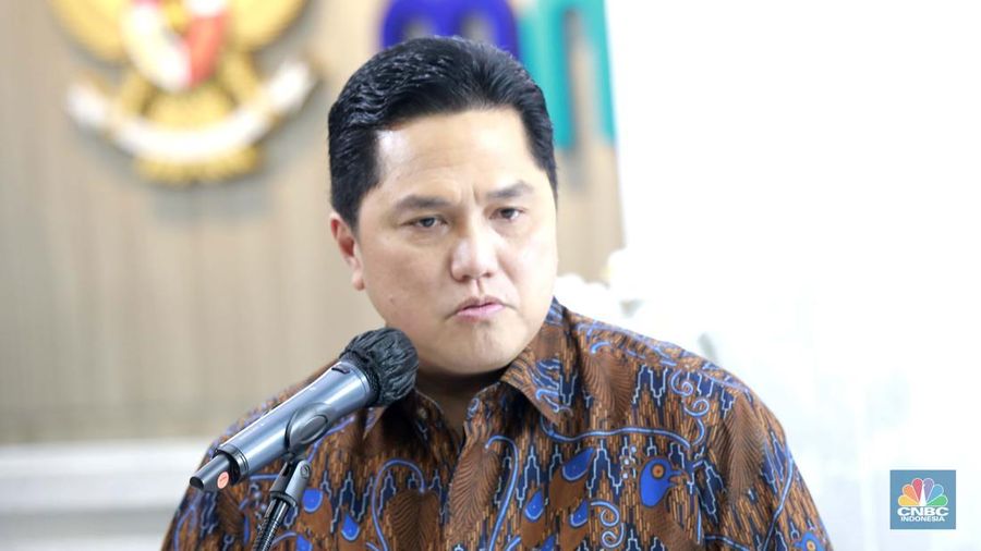 Menteri BUMN Erick Thohir dalam konferensi pers di kantor Kementerian BUMN, Jakarta, Selasa (19/11/2024). (²©²ÊÍøÕ¾/Muhammad Sabki)