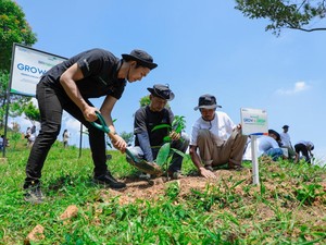 BRI Hadirkan BRI Menanam-Grow & Green, Bantu Petani Pulihkan Lahan Kritis