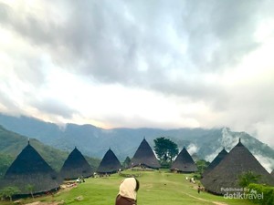 Mengagumi Keindahan Desa Waerebo