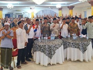 Alumni Hikmah Cipulus Dukung Aep-Maslani di Pilbup Karawang 2024