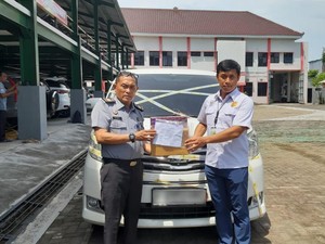 Modus Baru Pengedar Rokok Ilegal: Diangkut Alphard demi Kelabui Petugas