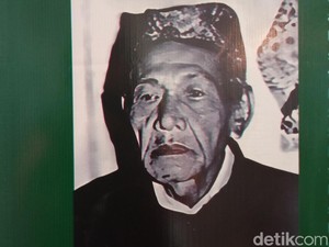 Mengenal Ki Kandeg, Maestro Wayang Wong Asal Cirebon