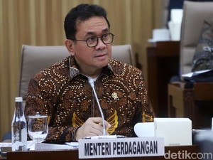 Mendag Tegaskan Pemusnahan Pakaian Impor Bekas Tak Pakai APBN