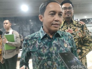 Rapat Komisi IV DPR, Menhut Minta Tambahan Anggaran Rp 3,67 T di 2025