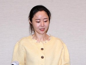 Video: Eks Bos ADOR Min Hee Jin Dirikan Agensi Baru