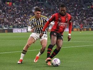 Prediksi Eliano Reijnders: Milan Kalahkan Juve, Tijjani Cetak Gol