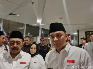 Persiapan Eri-Armuji Hadapi Debat, Diskusi Sambil Makan Mi Bareng