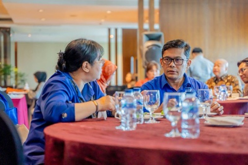 InvestasiKu kembali menggelar Investor Gathering 2024 bertajuk Strategi Investasi Akhir Tahun Pasca Pilpres 2024 untuk tujuan mempererat hubungan antara InvestasiKu dengan para investor yang berlangsung di Menara Bank Mega, Jakarta pada Selasa (19/11/2024). InvestasiKu kembali menggelar Investor Gathering 2024 bertajuk Strategi Investasi Akhir Tahun Pasca Pilpres 2024 untuk tujuan mempererat hubungan antara InvestasiKu dengan para investor yang berlangsung di Menara Bank Mega, Jakarta pada Selasa (19/11/2024). (Dok. InvestasiKu)