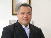 Kemnaker Peringatkan Gubernur Soal UMP 2025, Ada Apa?