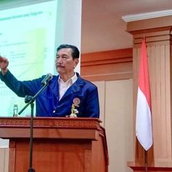 Tunda  PPN 12% & Beri Subsidi Warga, Luhut: Supaya Jangan Jatuh!