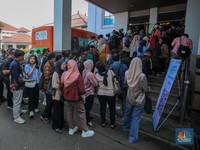 Karyawan Kena PHK Dapat Gaji 60% Selama 6 Bulan, Siapa yang Bayar?