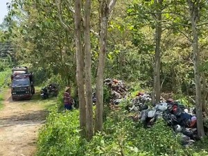 Terciduk Warga! 5 Truk dari Jogja Buang Sampah di Hutan Saptosari Gunungkidul
