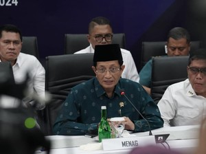 Menag Harap Masyarakat Ibadah Dibanding Pesta Kembang Api Akhir Tahun