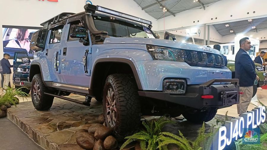 Mobil pabrikan Mobil China BAIC BJ40 Plus dipamerkan dalam gelaran pameran otomotif Gaikindo Jakarta Auto Week (GJAW) 2024 di ICE BSD, Tangerang Selatan, Jumat (22/11/2024). (²©²ÊÍøÕ¾/Ferry Sandi)