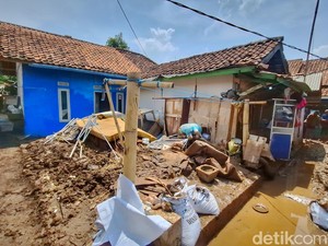 Cerita Warga Saat Luapan Air Sungai Cisunggalah Menerjang Kampung Muara