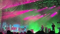 The Sigit Tampil Gahar di Joyland Fest, Tanpa Acil Armando