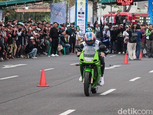 Subandi Unjuk Gigi di Sidoarjo Race Festival, Dukung Anak Muda Balapan Aman