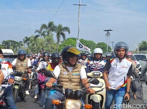 Aep Syaepuloh Tampil Nyentrik di Kampanye Akbar dengan RX King
