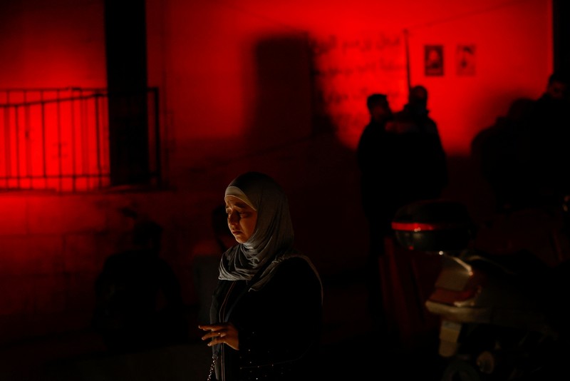 ISRAEL-PALESTINIANS/LEBANON Flames rise from a fire in a balcony following an Israeli strike in Beirut's Basta neighbourhood, amid the ongoing hostilities between Hezbollah and Israeli forces, Lebanon November 23, 2024. REUTERS/Adnan Abidi