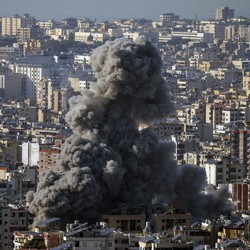 Israel Bombardir Beirut, 20 Orang Tewas dan Puluhan Korban Terluka