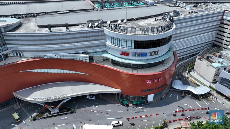 Pusat perbelanjaan atau mall yang dibangun di berbagai kawasan.di Kota Bekasi. (CNBC Indonesia/Tias Budiarto)