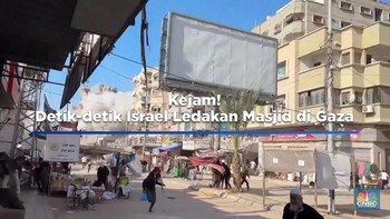 Kejam! Detik-detik Irael Ledakan Masjid di Gaza