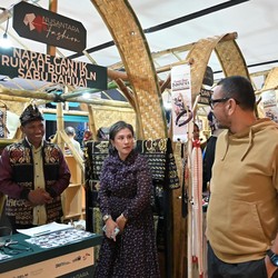 Suguhkan Pesona Timur Indonesia PLN Gelar Bazar UMKM di Sarinah