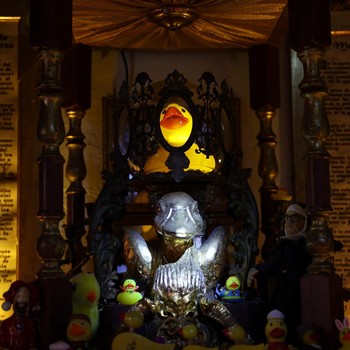Kwek Kwek Kwek! Ada Gereja di Spanyol 'Sembah' Bebek, Ini Potretnya